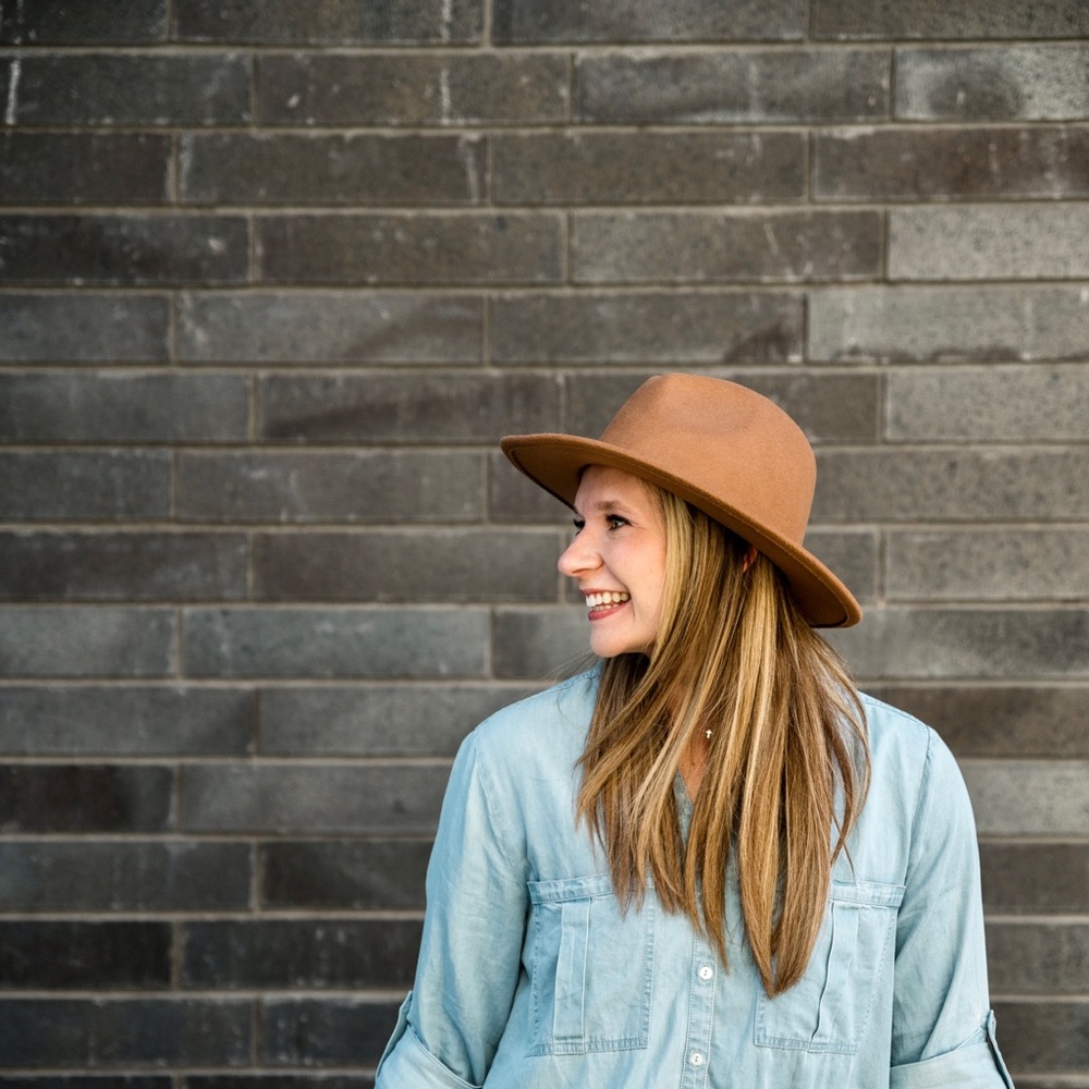 Meet your Posher, Maddie